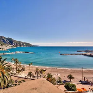 duplex-6-pers-vieille-ville-magnifique-vue-mer.fr-provencehotel.com/